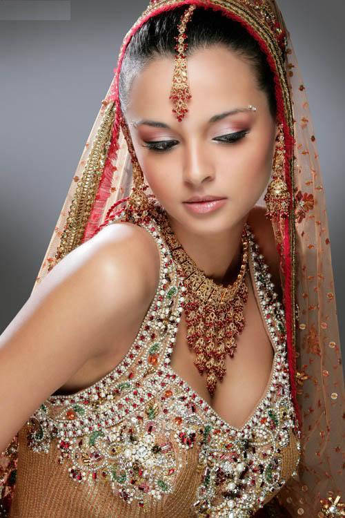 Indian Bridal With Makeup and Heavy Jewelry