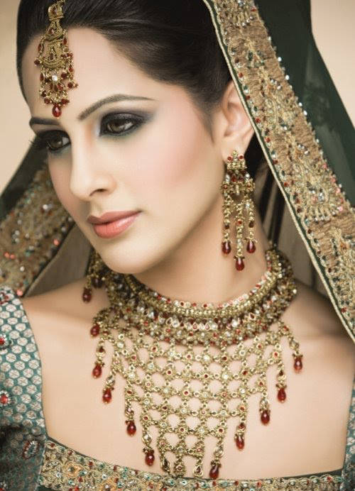 indian bridal makeup tips. Indian Bridal With Makeup and
